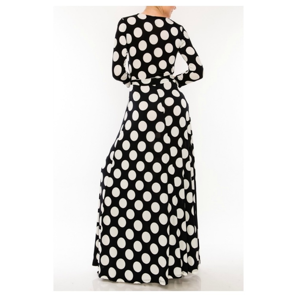 BLACK AND WHITE POLKA DOT MAXI DRESS - Picture 4 of 7